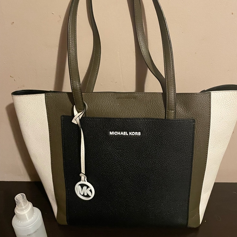 Mk color block tote pre loved